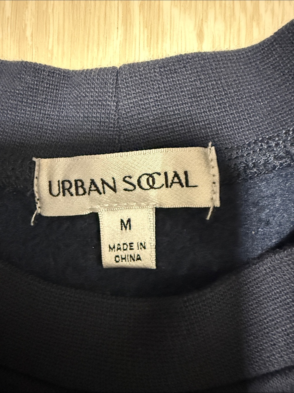 Urban Social Paris 1995 Graphic Crewneck Sweater - Navy - Picture 2 of 8